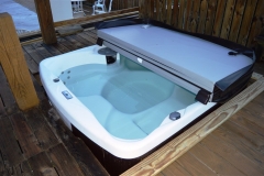 Outdoor Hot-Tub
